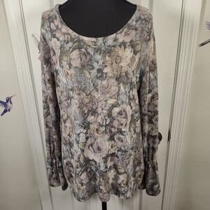 Dantelle Floral Muted Grey, Mauve Bell Sleeve Soft Knit Top M